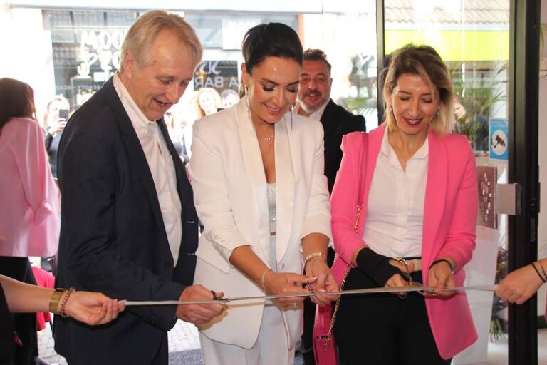 SA BARAN Güzellik Salonu  Açıldı